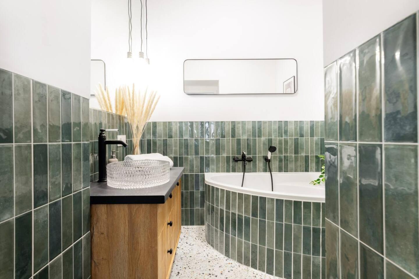 Fifty Studio City Center Sienna Варшава Екстериор снимка